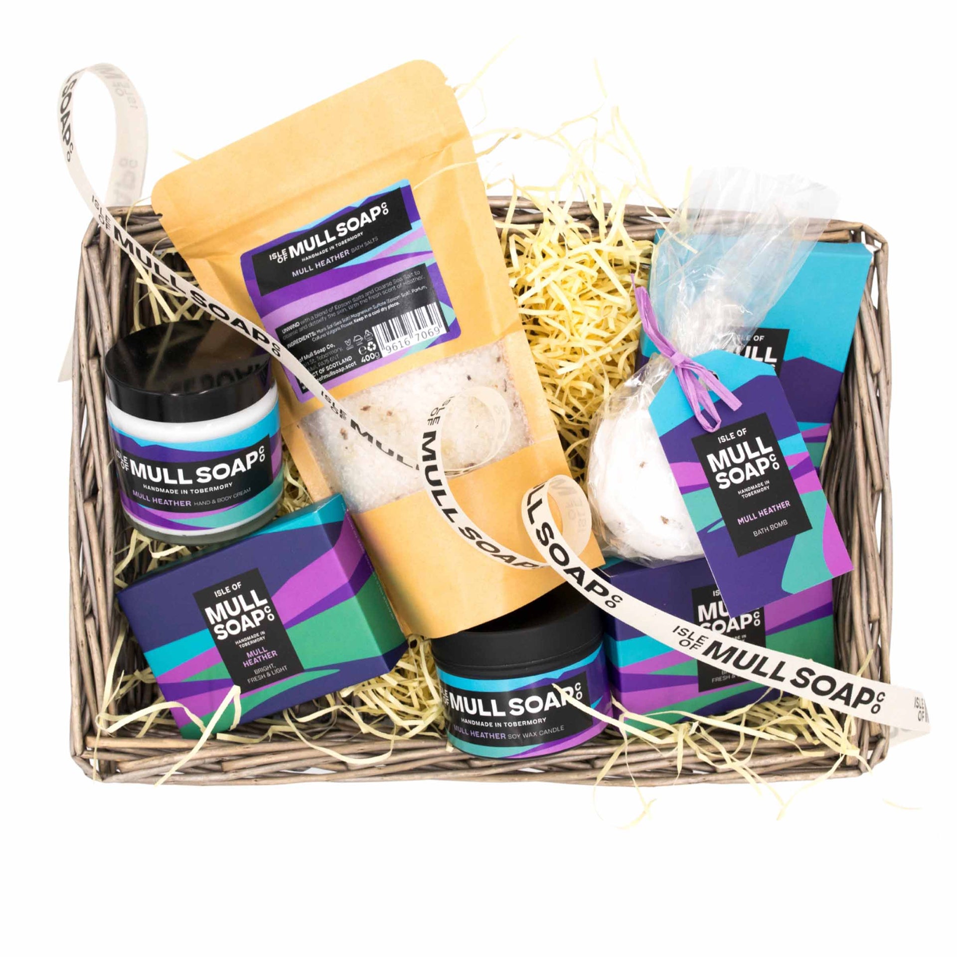 large mull heather seagrass basket gift set. filled with the full range of Mull heather products all handmade in Tobermory by the Isle of Mull soap co 